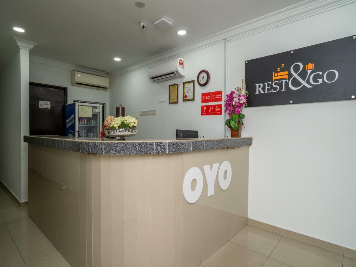 Oyo 1167 Rest And Go Hotel Klang Exterior foto